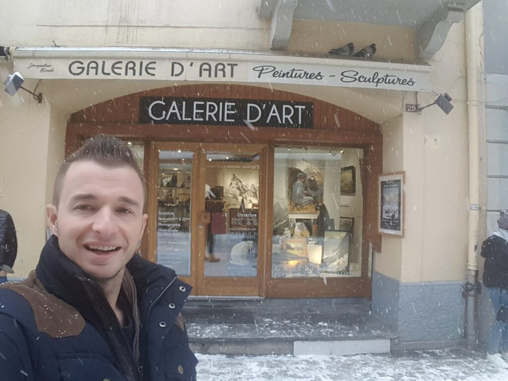 Tableaux de Martin Morel exposés à la Galerie d'Art Loïc Lucas à Chamonix